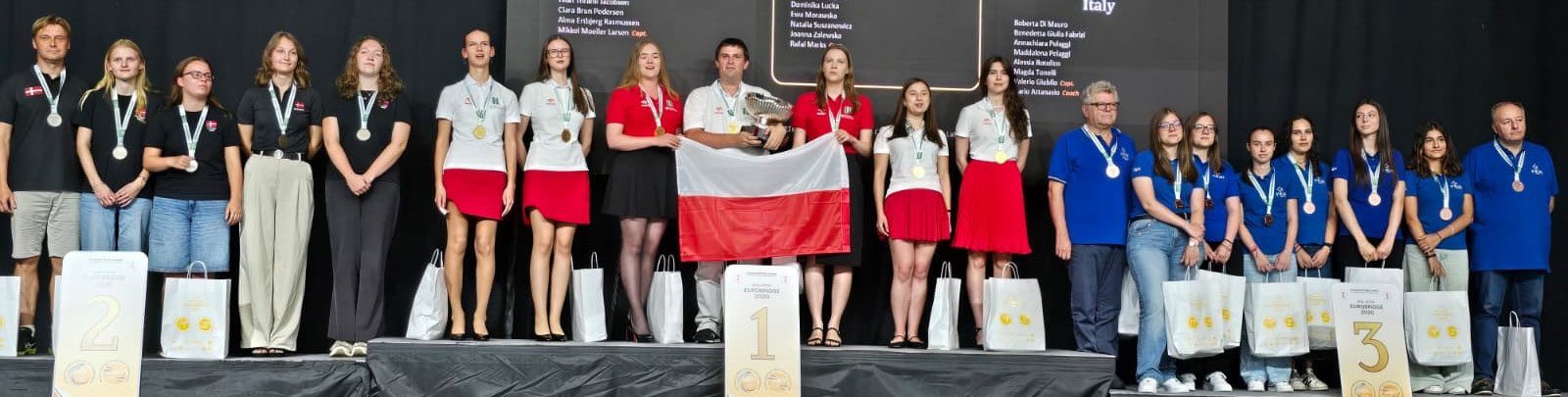 Under 26 Women medallists on the podium in Riga